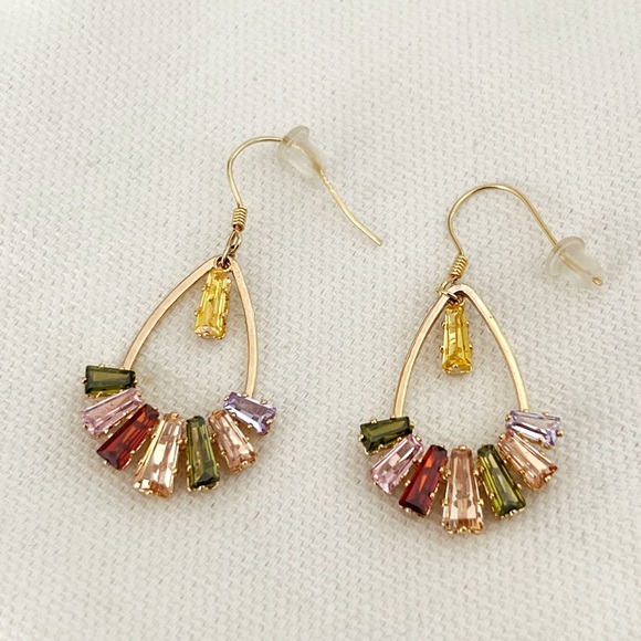 Multi colored teardrop dangle earrings - Picture 1 of 3